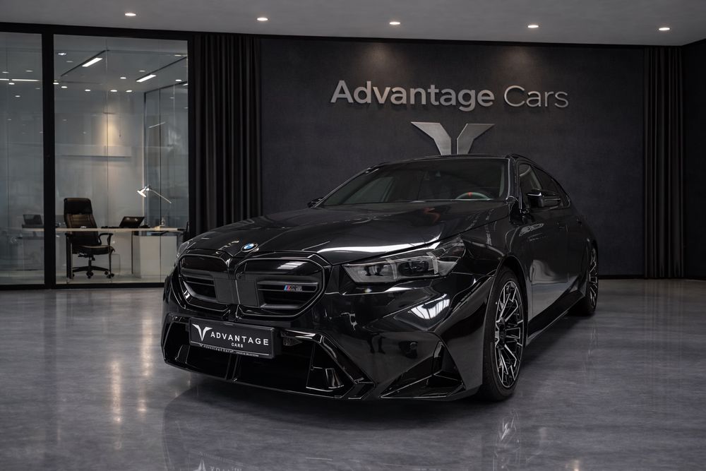 BMW M5 xDrive AT PHEV 2025