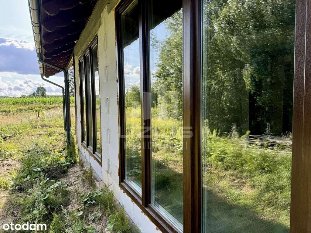 Dom na skraju wsi w pięknym miejscu-11