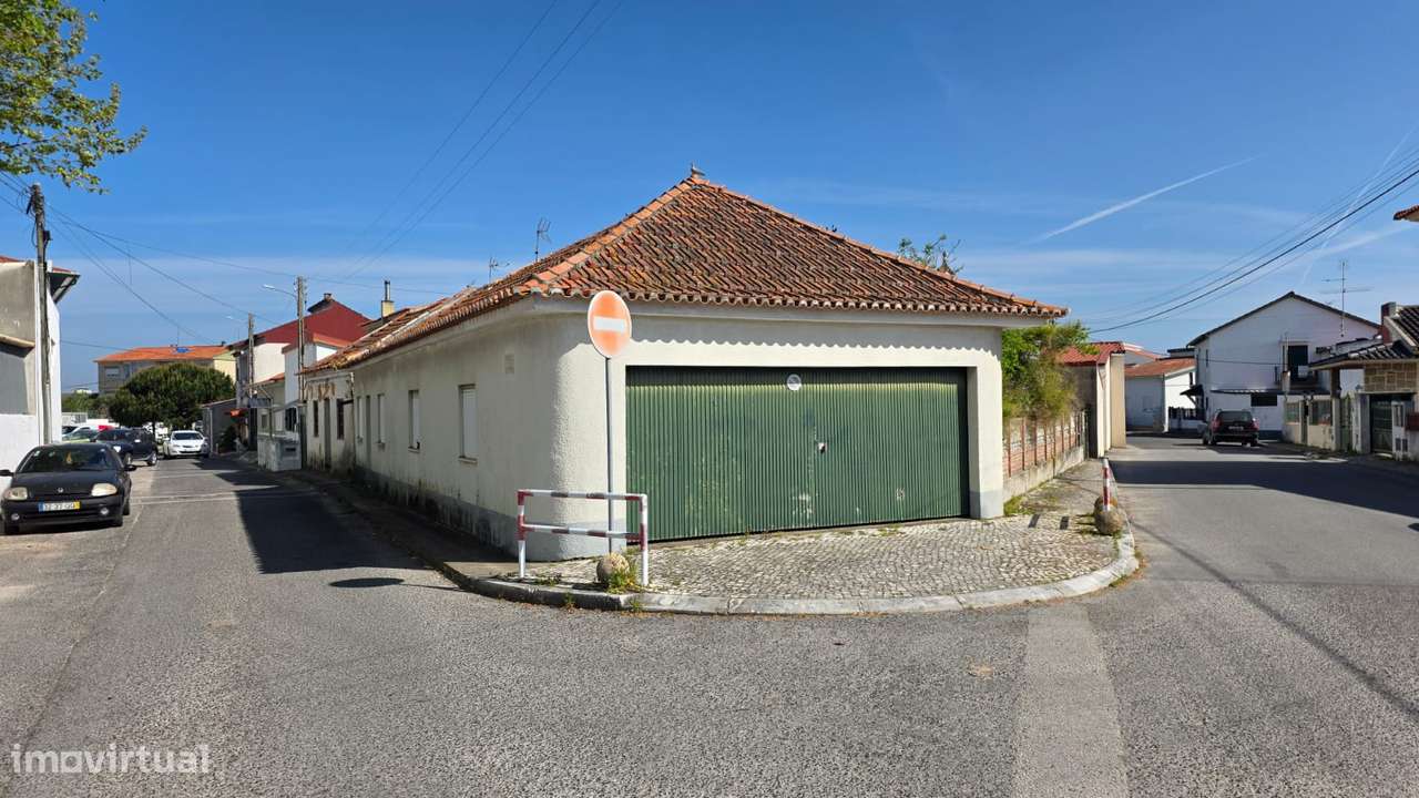 Moradia de R/C, HABITÁVEL, c/ licença, a 5m do Centro da M. Grande. - Grande imagem: 5/16