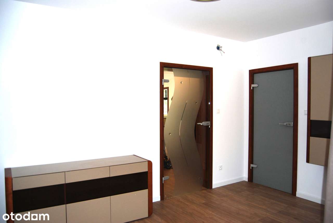 Nowoczesne mieszkanie na sprzedaż-5