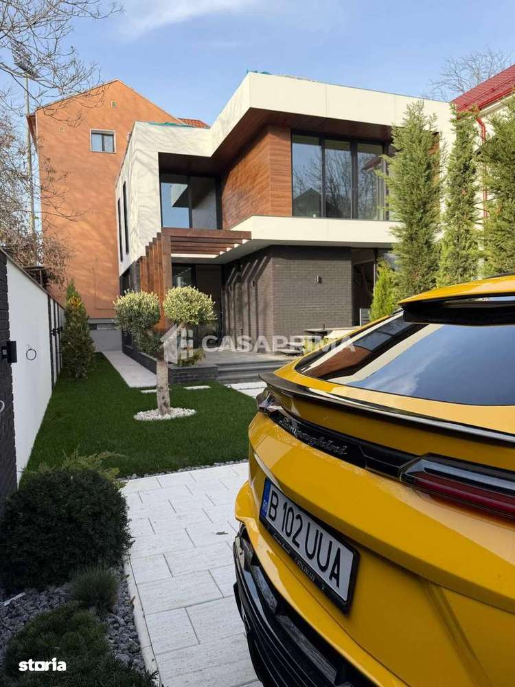 Uită de penthouse – alege o casa de lux în Copou !-1