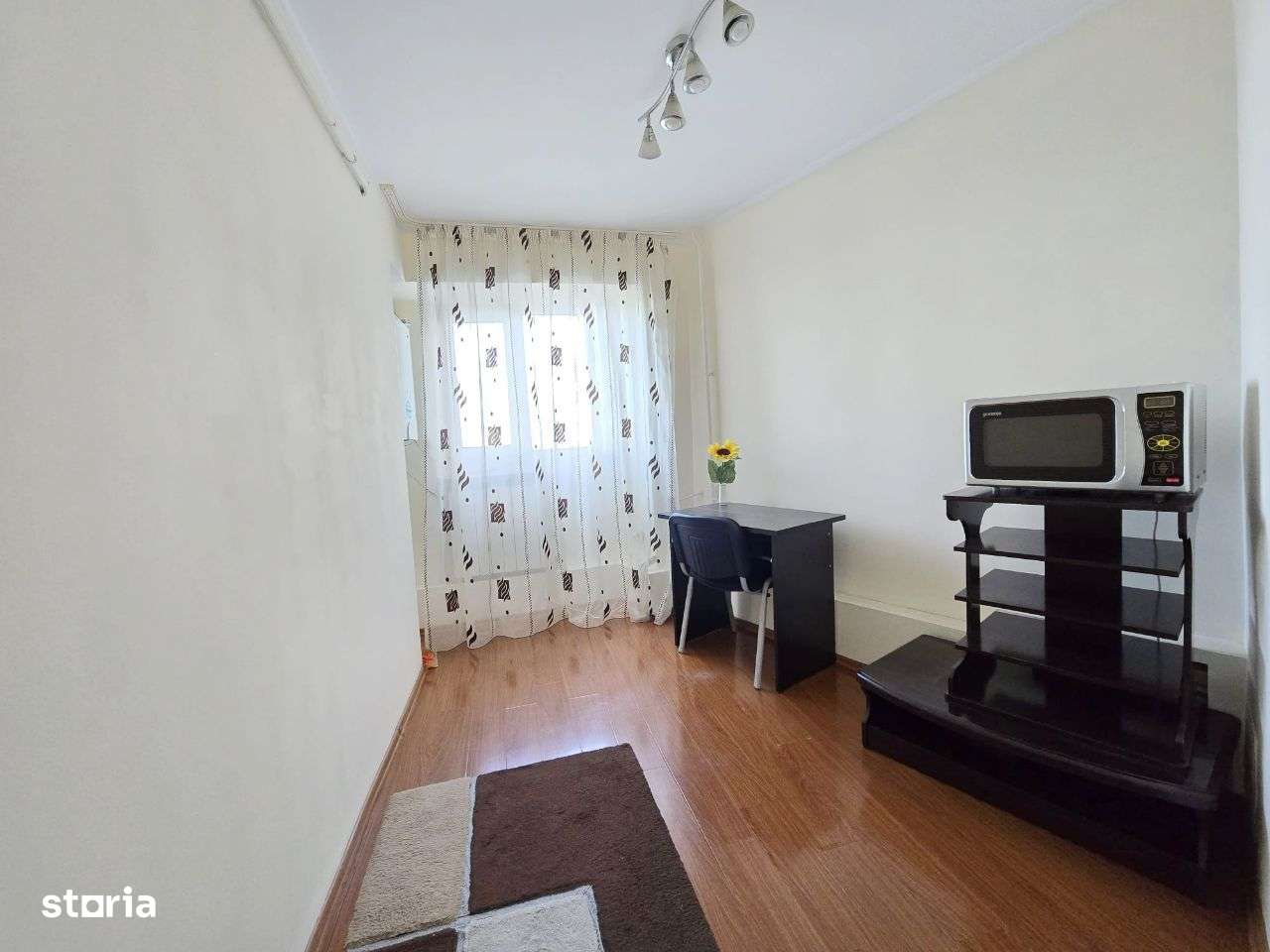 1 camera, Mazepa 1, BR-uri, 280 EUR - Imagine principală: 4/7