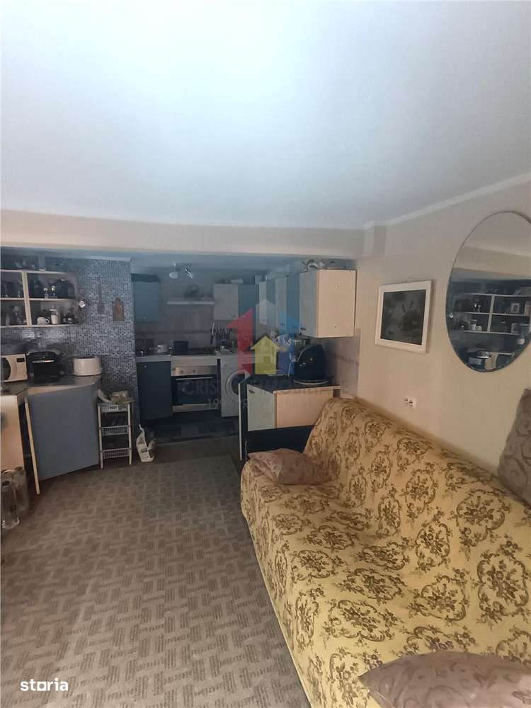 Casa, zona Chercea, constructie BOLTARI, anul 2000 - Imagine principală: 5/11