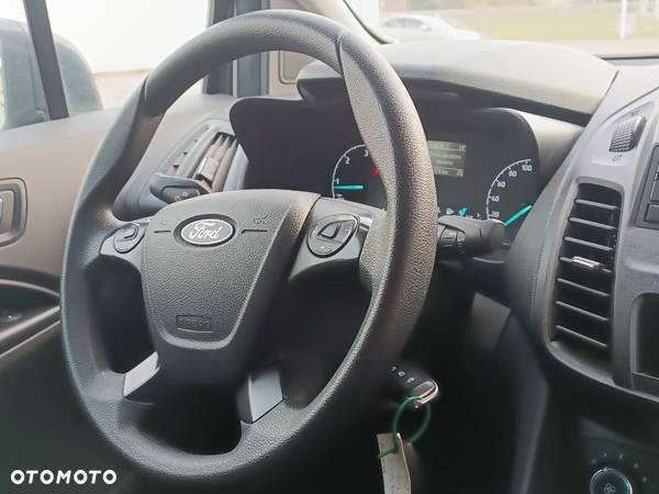 Ford Transit Connect - 11