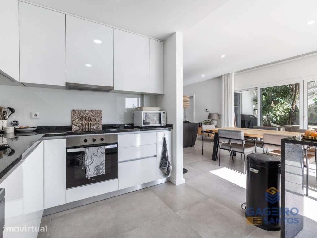 Moradia T4 - Moderna, Inteligente e Eficiente-26