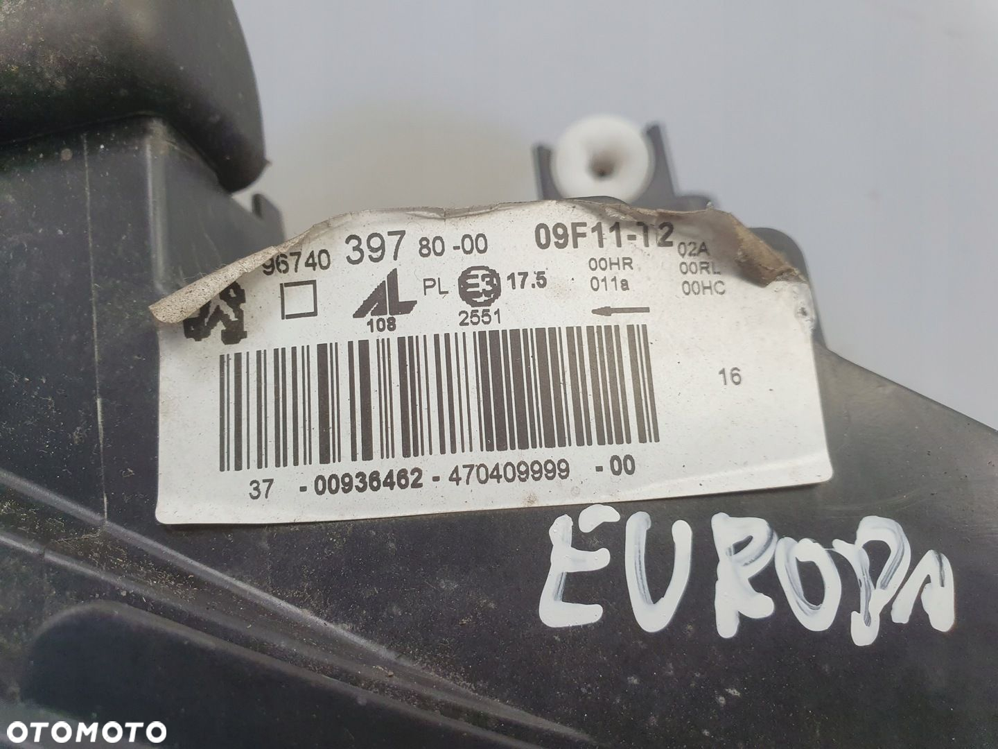 Peugeot 308 PRZEDNIA LAMPA PRAWA prawy przód 9674039780 - 2