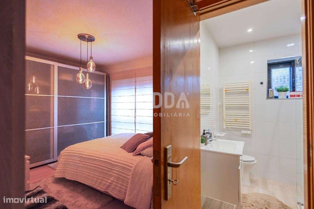 Magnífico Apartamento T2 Recuado no Último Andar com Terraço e Churras-8