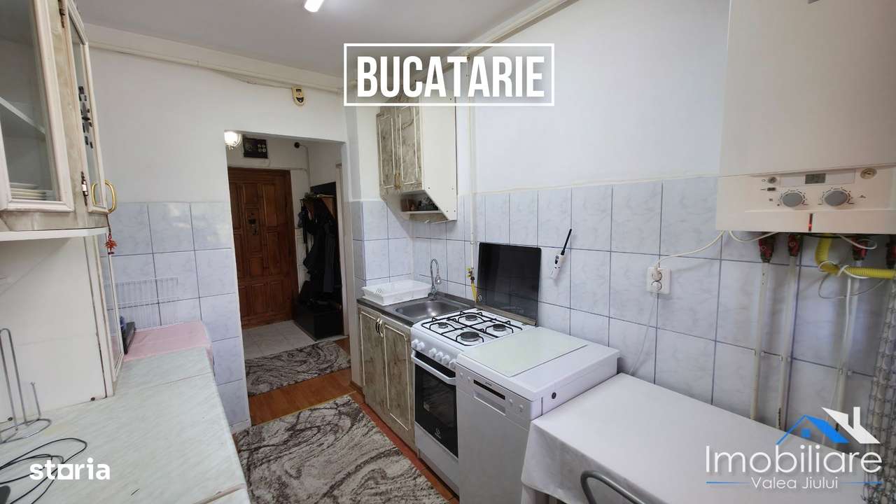 Apartament cu 2 camere decomandate – Lupeni, Strada Parângului - Imagine principală: 3/11