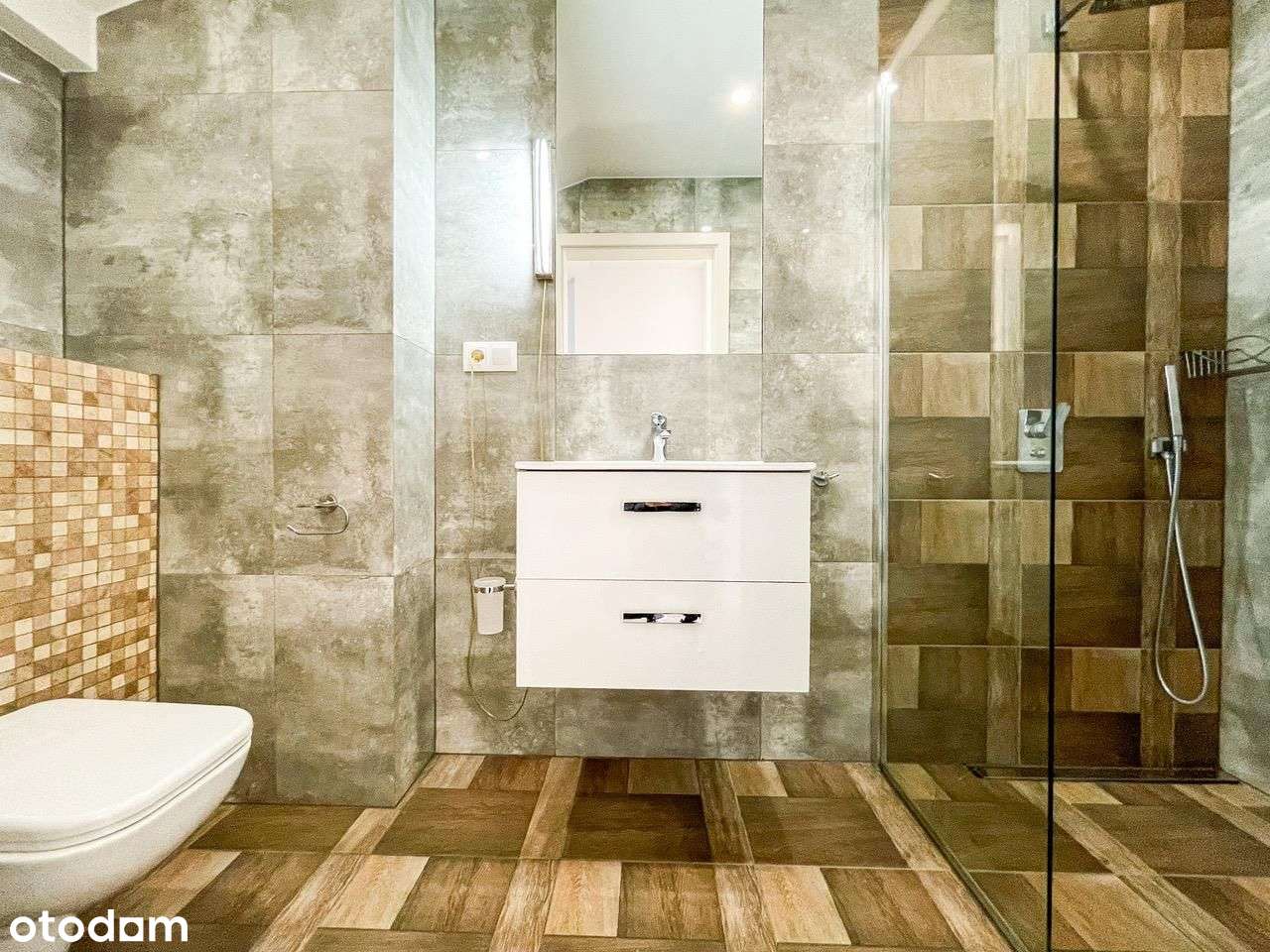 Bez prowizji, 2 łazienki, 3 wc, 2 m.postojowe-9