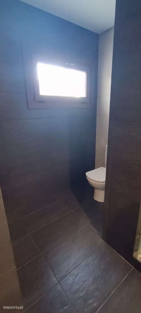 Moradia T4 Isolada na Urbanização do Bonito – Entroncamento-19