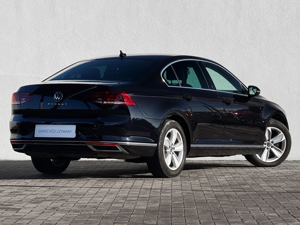 Volkswagen Passat 2.0 TSI Elegance DSG 190 KM — zdjęcie 2