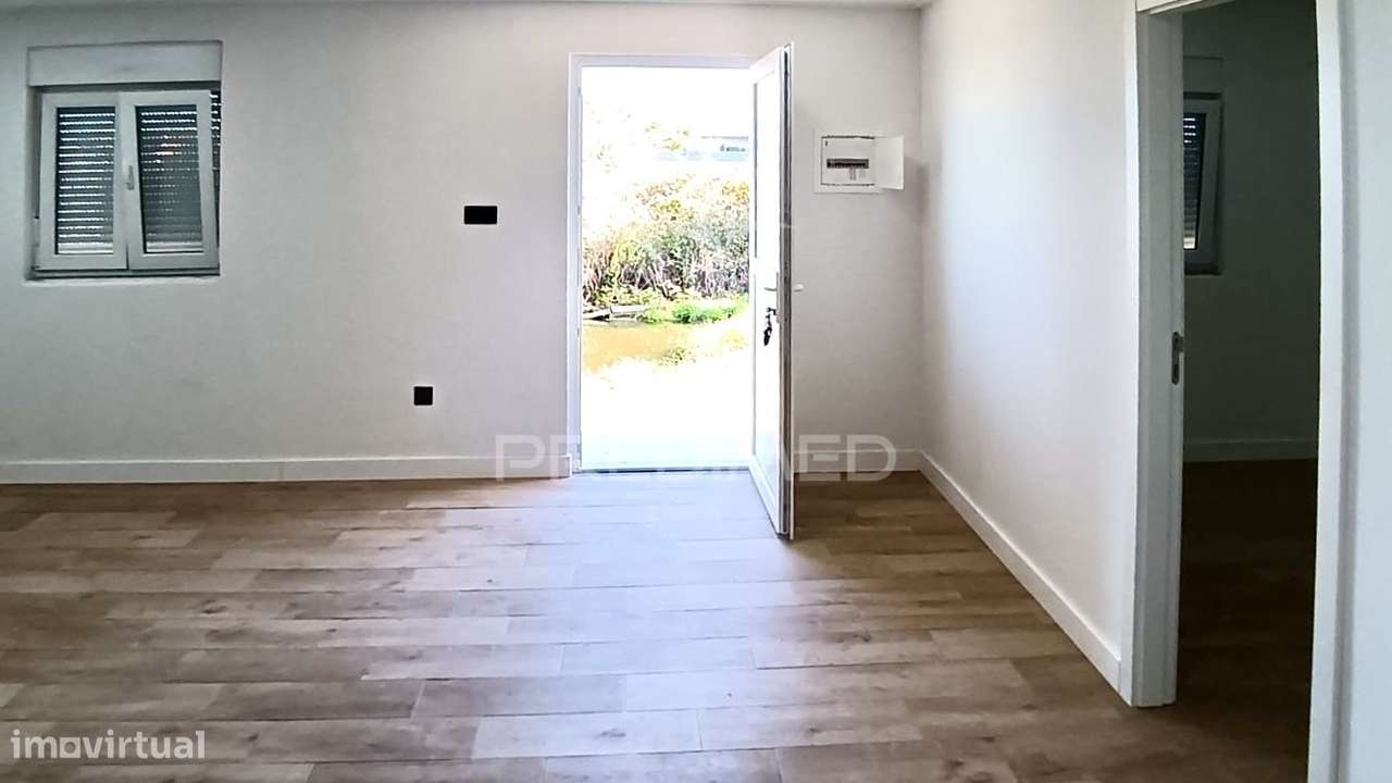 Moradia T3 + 2 com ampla área externa-21