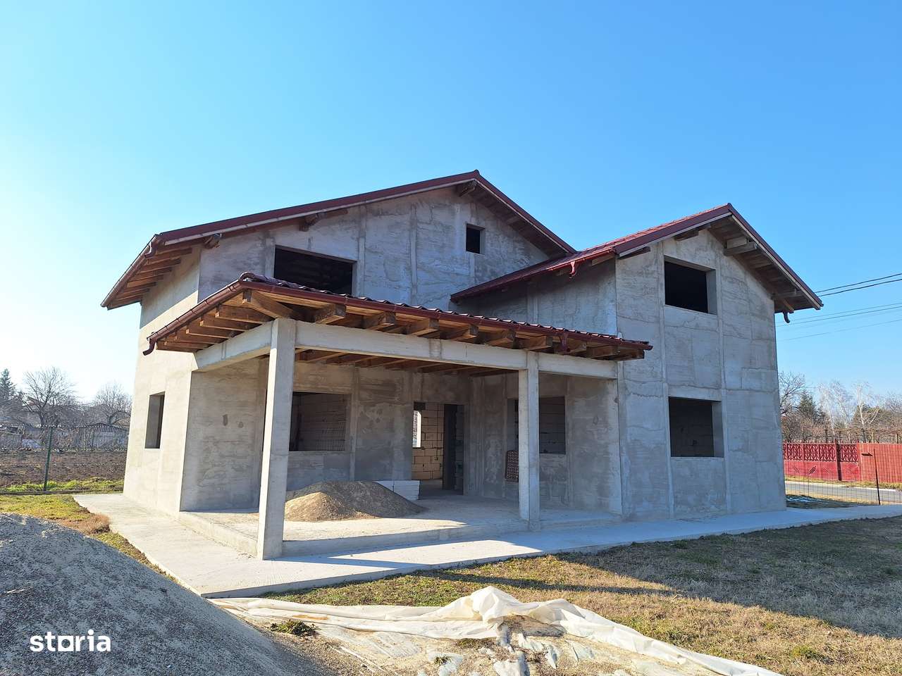 Casa Comuna Vanatori - Imagine principală: 4/10