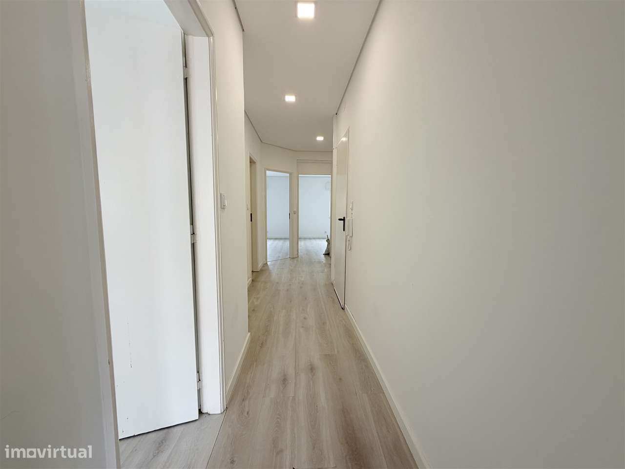 Apartamento T3 Venda em Viana do Castelo (Santa Maria Maior e Monserra-38
