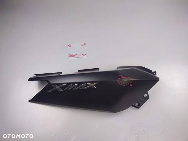 Yamaha X-MAX 125 14-17 owiewka prawa bok prawy - 1