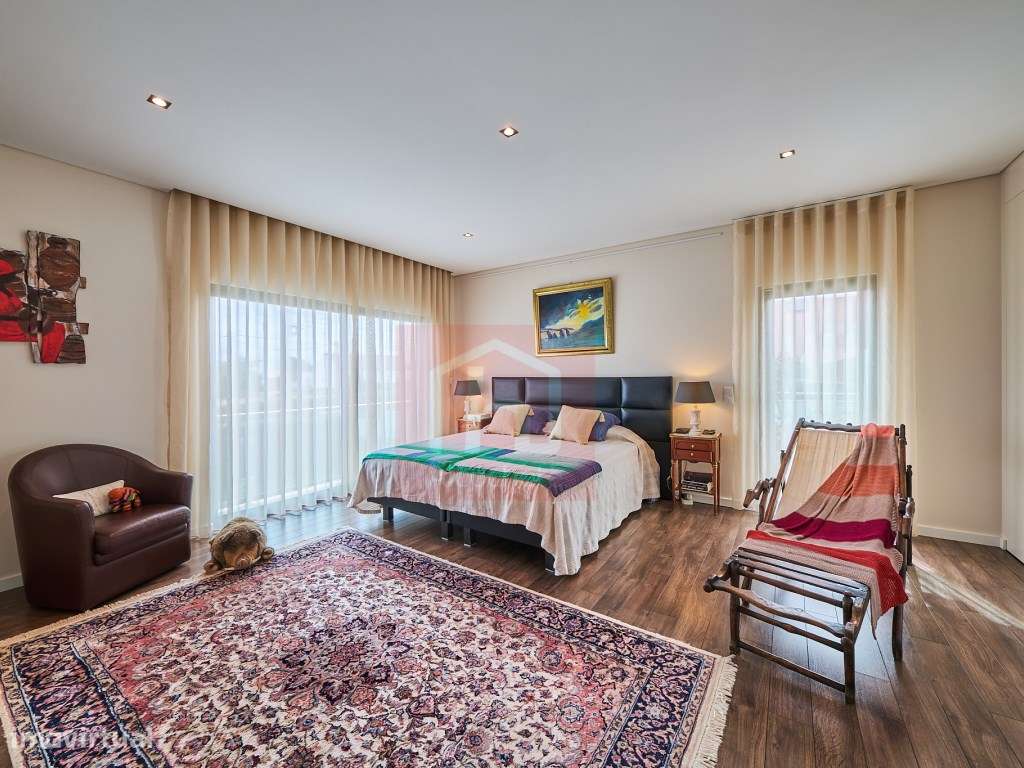 Moradia T4 de Luxo com piscina inserida no condominio privado em Sã...-52