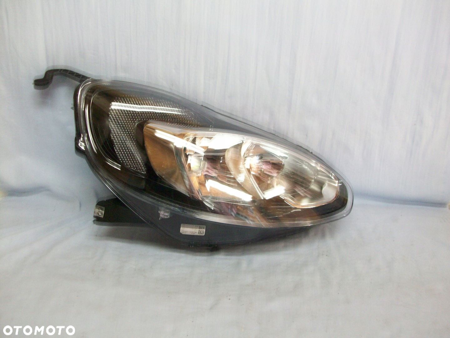 Lampa Prawa Opel Adam LED Nie Klejona EUROPA - 1
