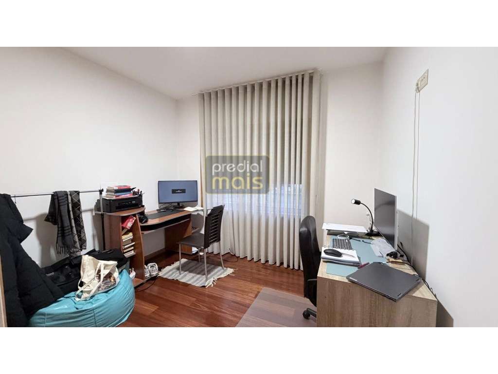 APARTAMENTO T3 C/ NOVO - Junto ao Centro - Zona Privilegiada-13