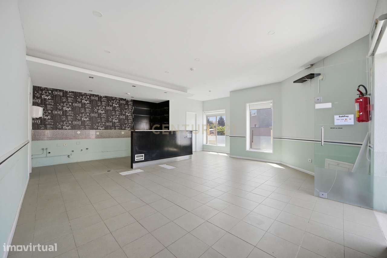 Apartamento T1 para Remodelação-3