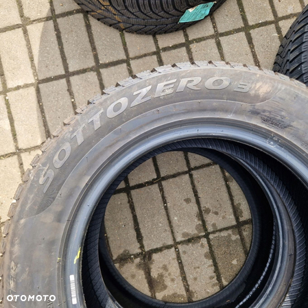 PIRELLI SOTTOZERO 3 215/60R16 95H 19R 1X 6,5mm - 3