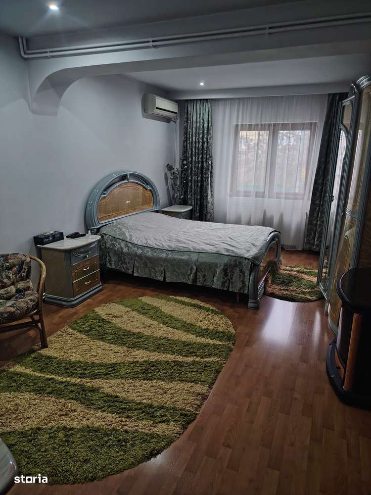 Vilă spațioasă P+1+M cu curte și garaj – Colentina - Imagine principală: 5/18