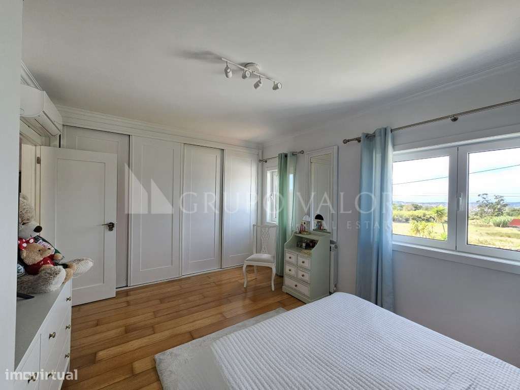 Moradia T4 Geminada com Piscina - Garagem para 3 Viaturas | Sabugo ...-34