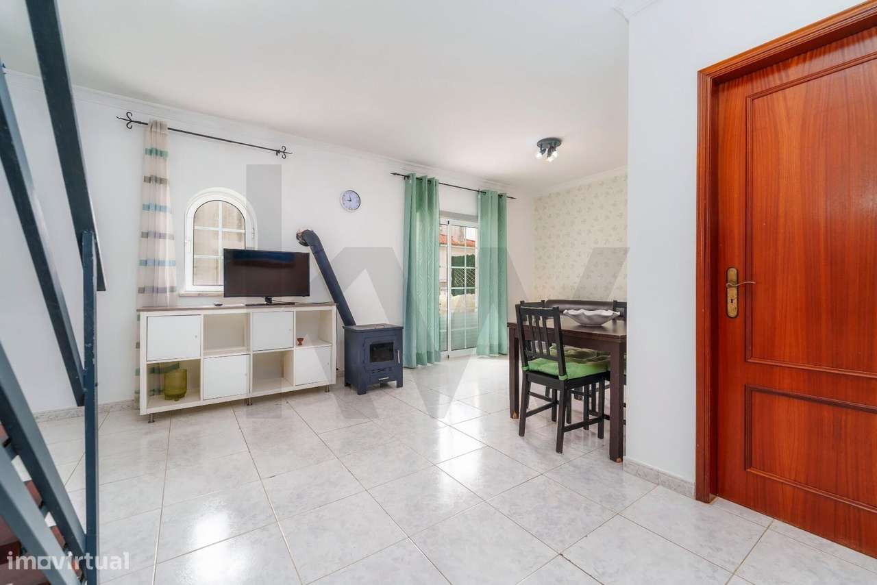 Monte Gordo: Duplex com Terraço Espetacular – Ideal para Férias ou Ren-12