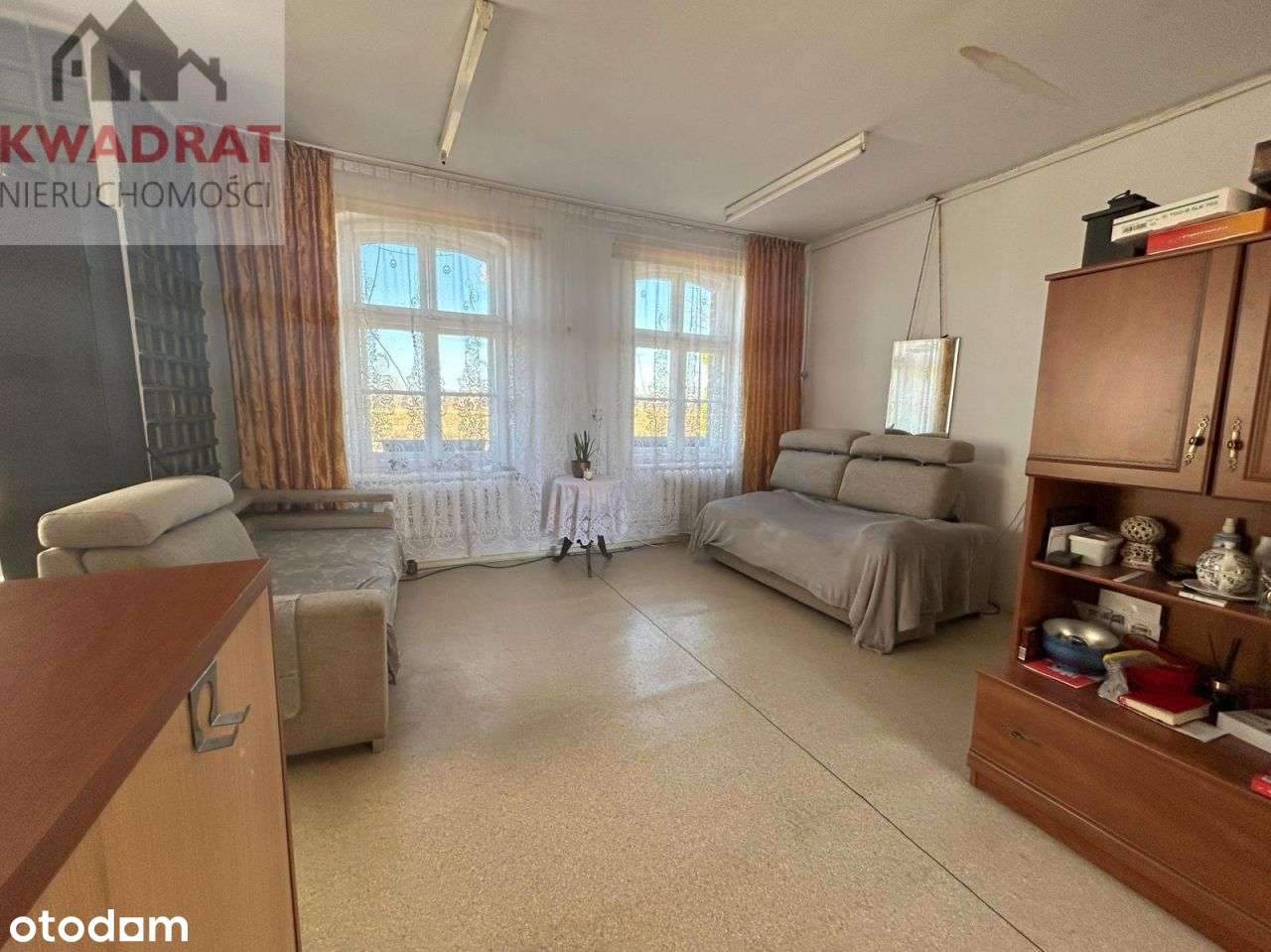 Na sprzedaż dom jednorodzinny z dwoma lokalami Chr-11