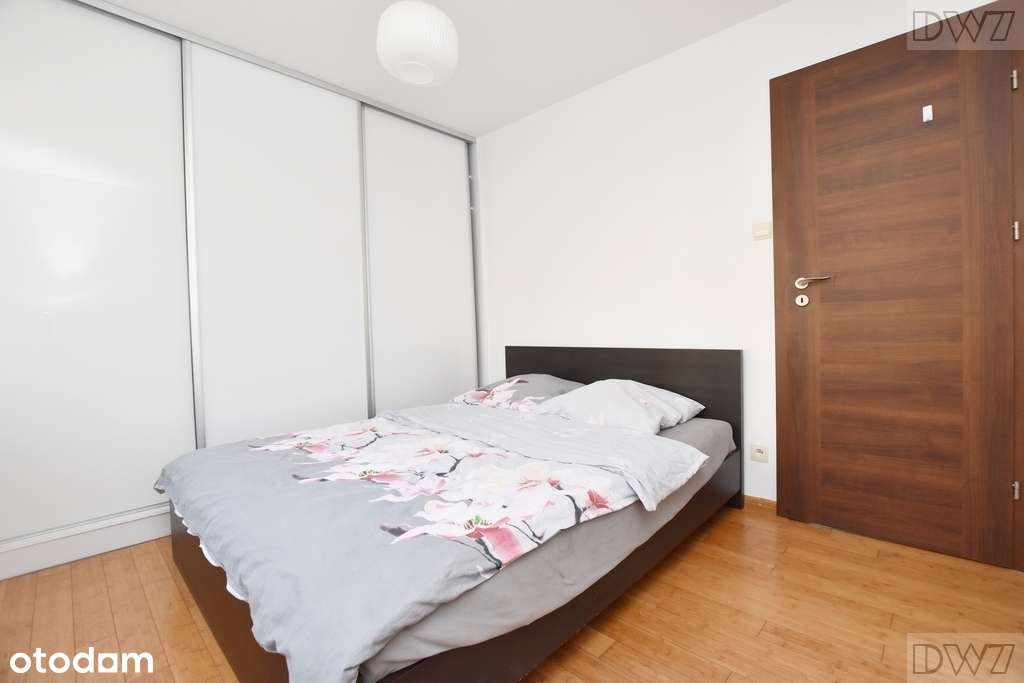 3 pok,oddzielna kuchnia,balkon,ul.Dobrego Pasterza-16