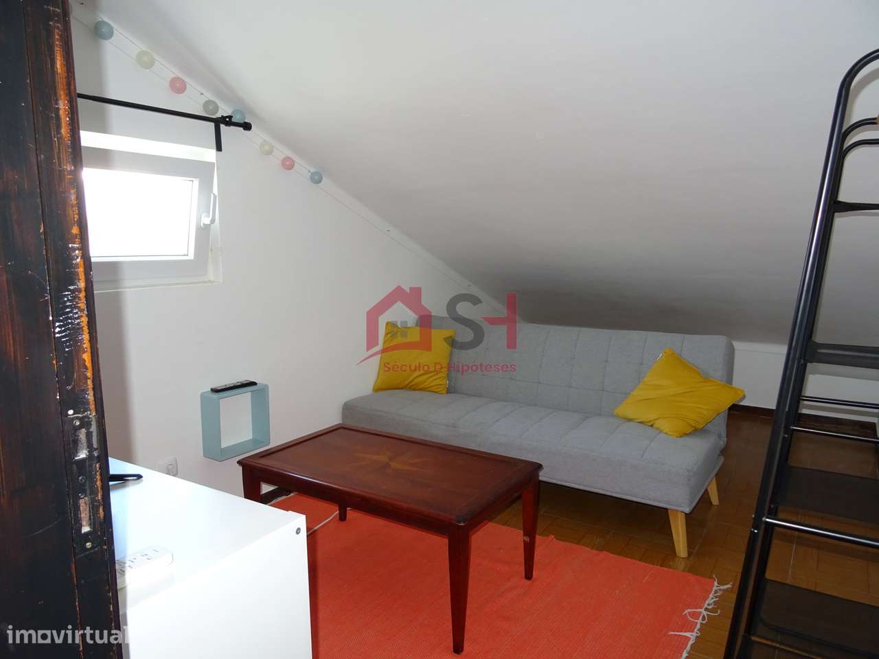 *Prédio com 2 Apartamentos + Loja + Arrecadação – Santa Cruz*-41