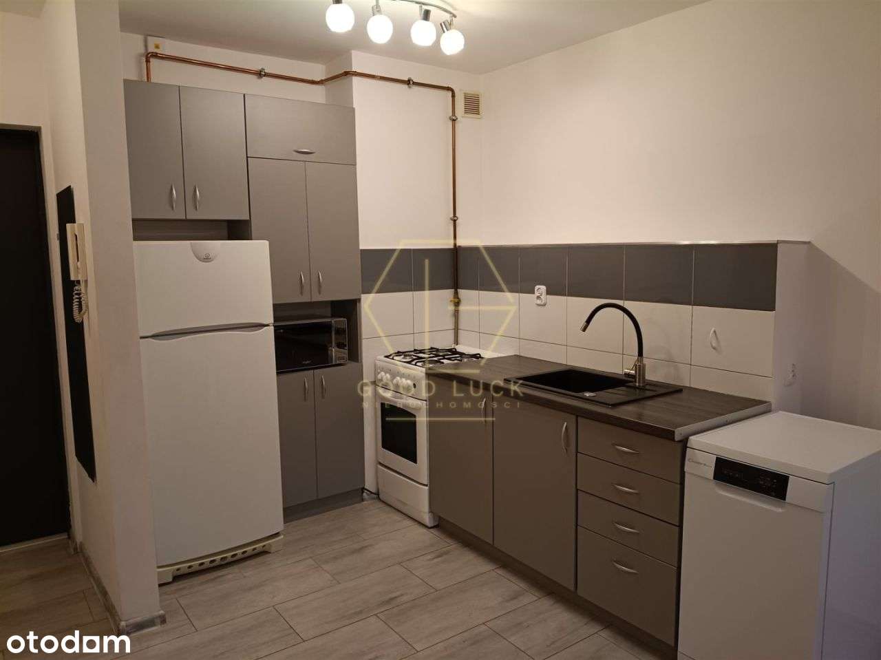 Sprzedam mieszkanie 36,7m2, 2 pokoje, Warszawa, Mokotów-Metro Wierzbno-4