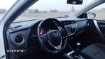 Toyota Auris 1.6 Premium + - 23