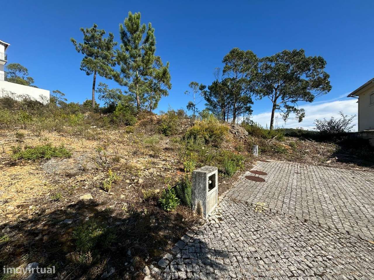 Lote de terreno  para  construção de Moradia Geminada - Grande imagem: 3/24