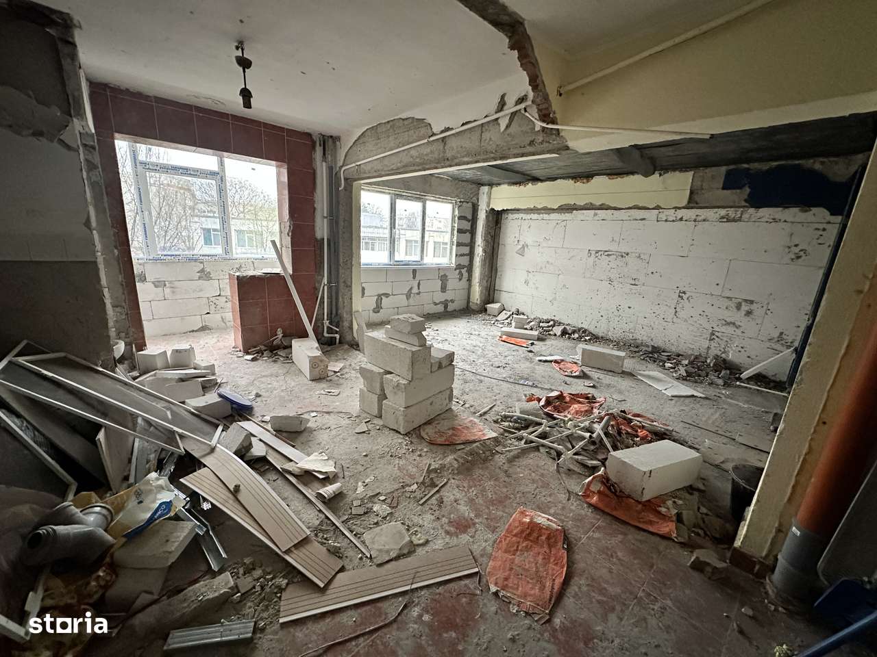 Apartament cu 2 camere de vânzare în zona Vidin-2