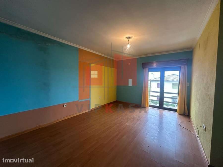 Moradia Isolada T3 em Alijó-7