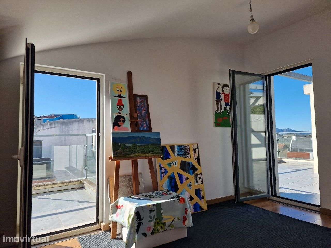 Moradia de arquitectura contemporânea na Aldeia do Sabugo, Sintra-33