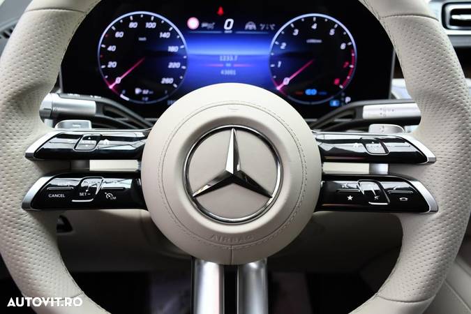 Mercedes-Benz S 500 9G-TRONIC EQ Boost - 32