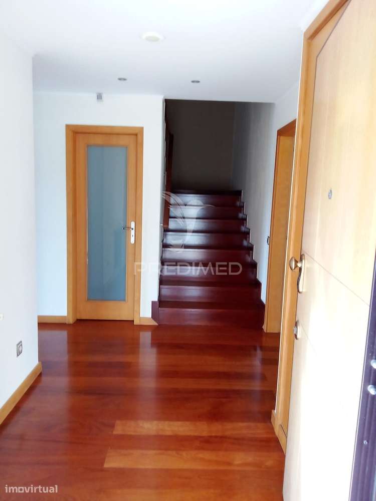 Excelente Moradia 3 Frentes - Valongo - Grande imagem: 5/19