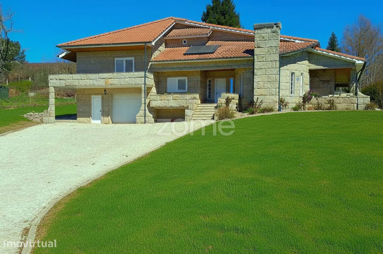 Moradia em Pedra T4 com Terreno, no Barracão, Montalegre - Grande imagem: 2/24