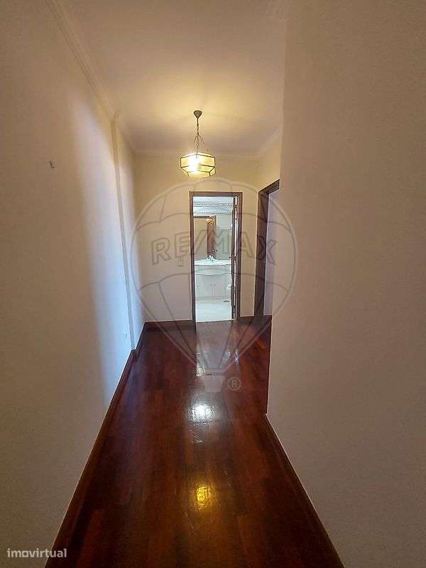 Apartamento T2 para arrendamento - Grande imagem: 5/33