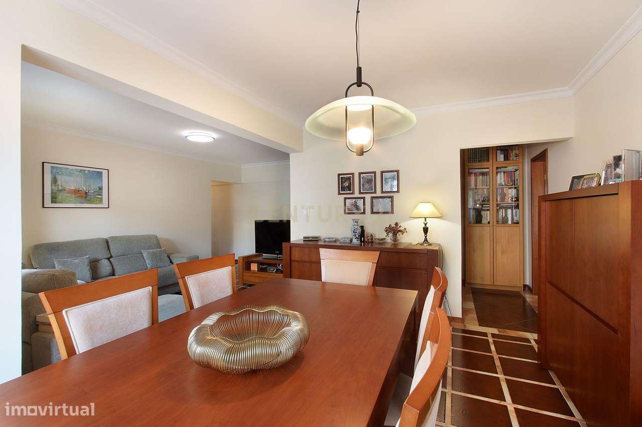 Sintra - Tapada Mercês, apartamento T3 espaçoso com duas varandas e ex - Grande imagem: 5/23