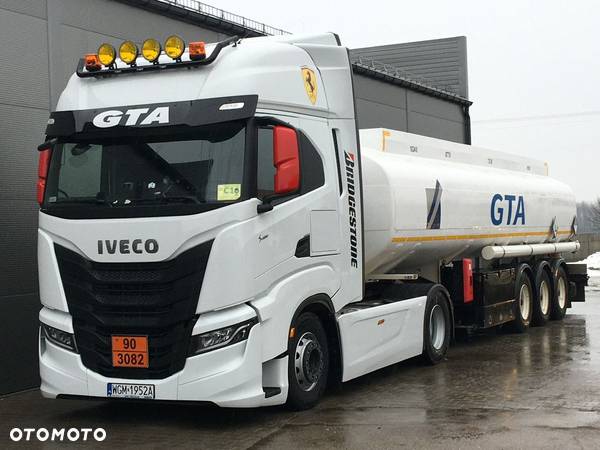 Iveco S-WAY ADR - 1