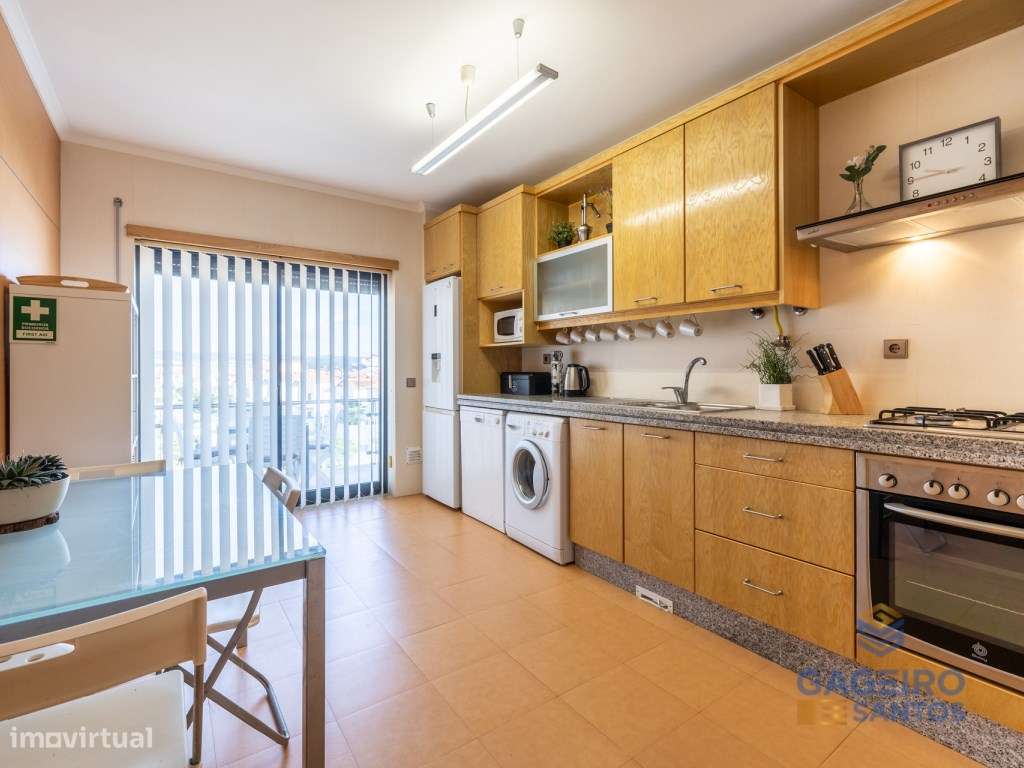 Espaçoso apartamento T3 com terraço privativo - São Martinho do Porto-7