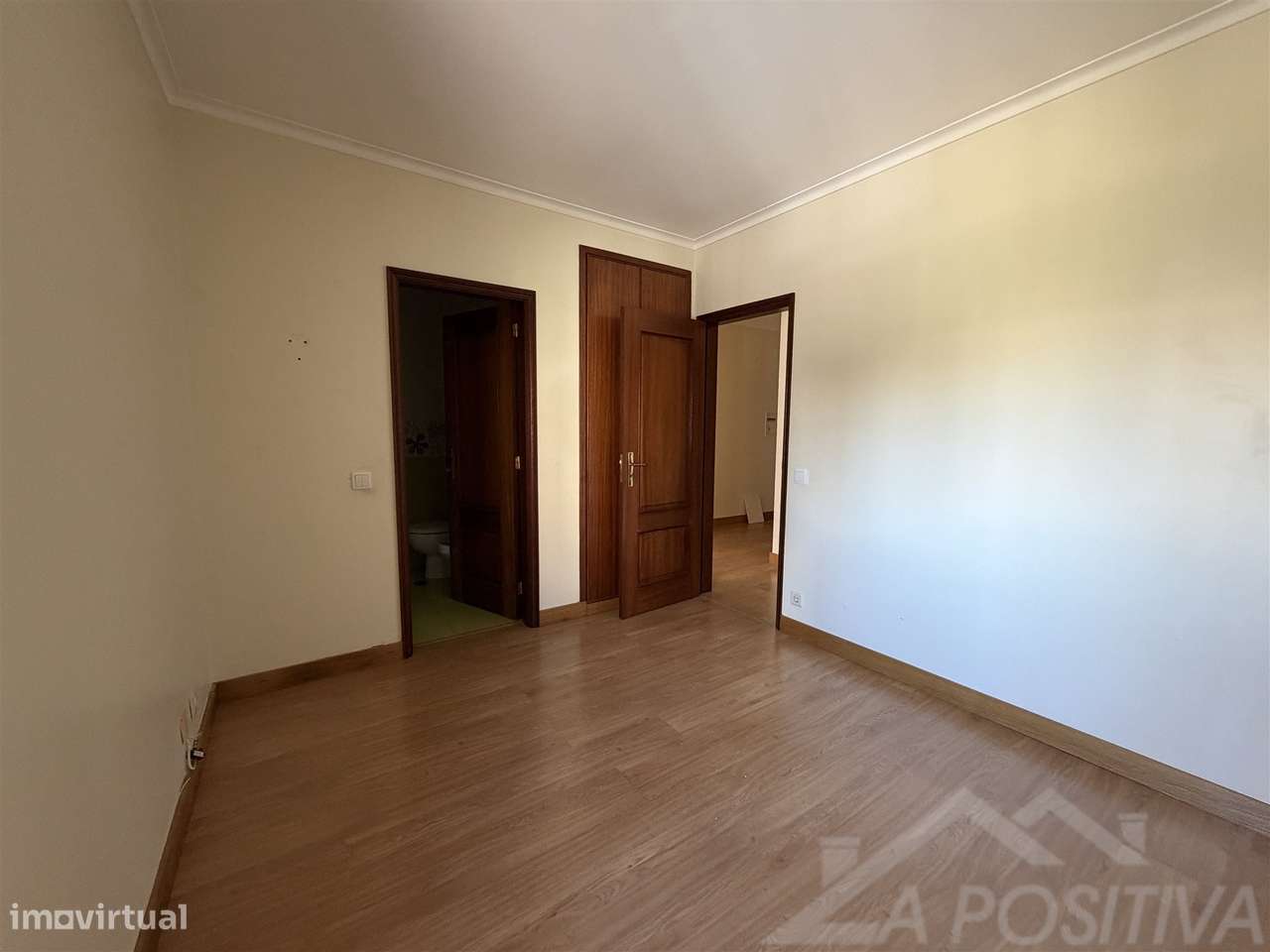 Apartamento T2 Venda em São João da Madeira,São João da Madeira-25