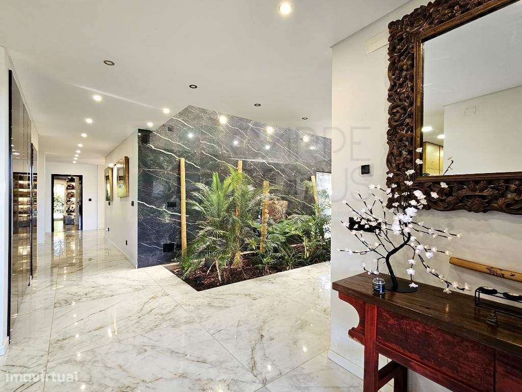 Magnifica moradia T4 com piscina na Urbanização Aroeira, em Santo E...-12