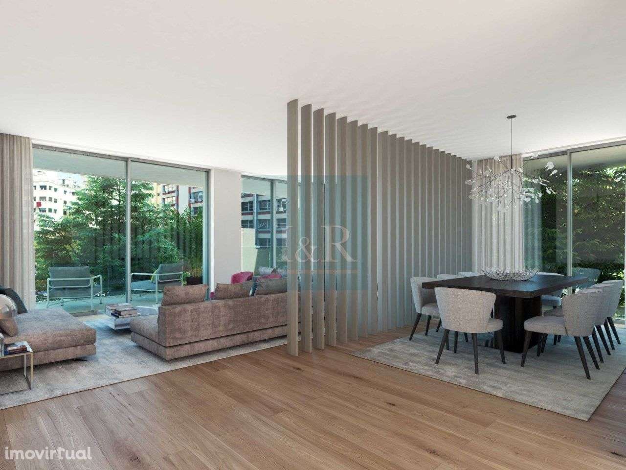 Apartamento T3 com Garagem e Arrecadação, nas Amoreiras, Lisboa