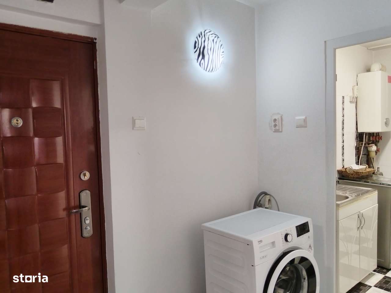 Apartament 3 camere, semidecomandat, Plopeni (ID:T472) - Imagine principală: 5/11