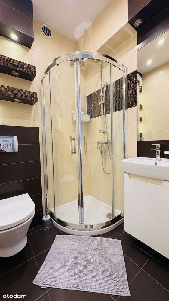 Francuska Park , 3 sypialnie , 2 łazienki ,Garaż , Komórka - Pełny obrazek: 3/9