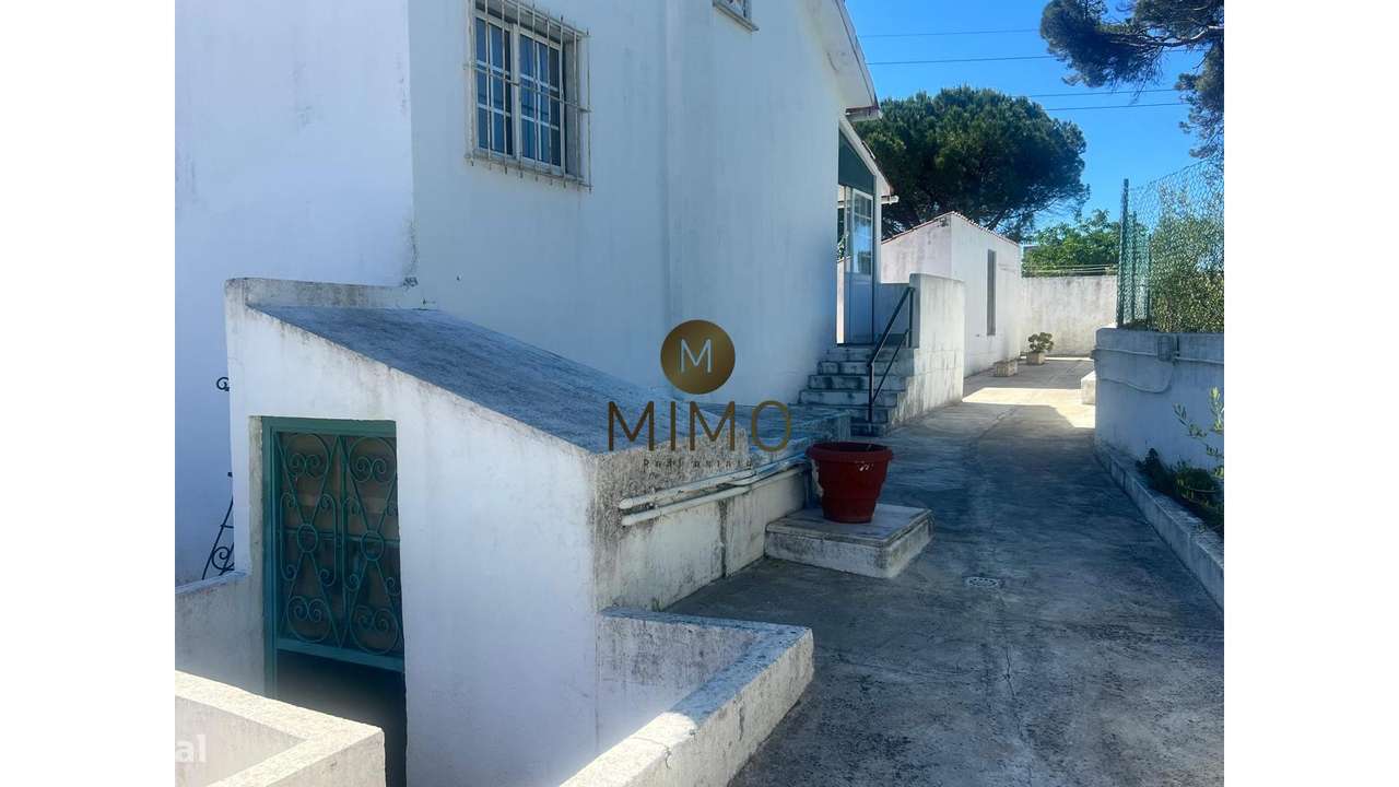 Moradia para Restaurar em Manique de Baixo-29