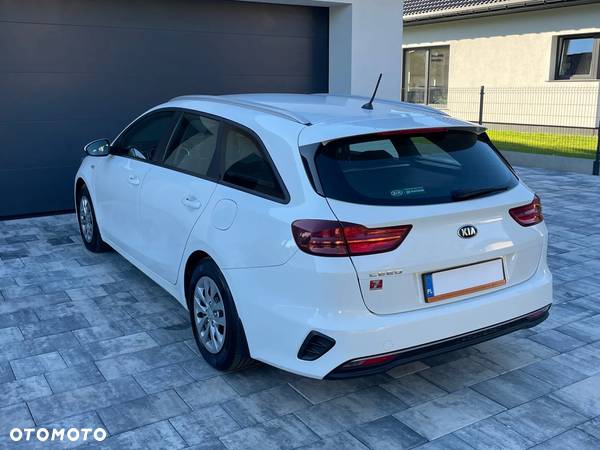 Kia Ceed 1.6 CRDi SCR L Business Line - 4